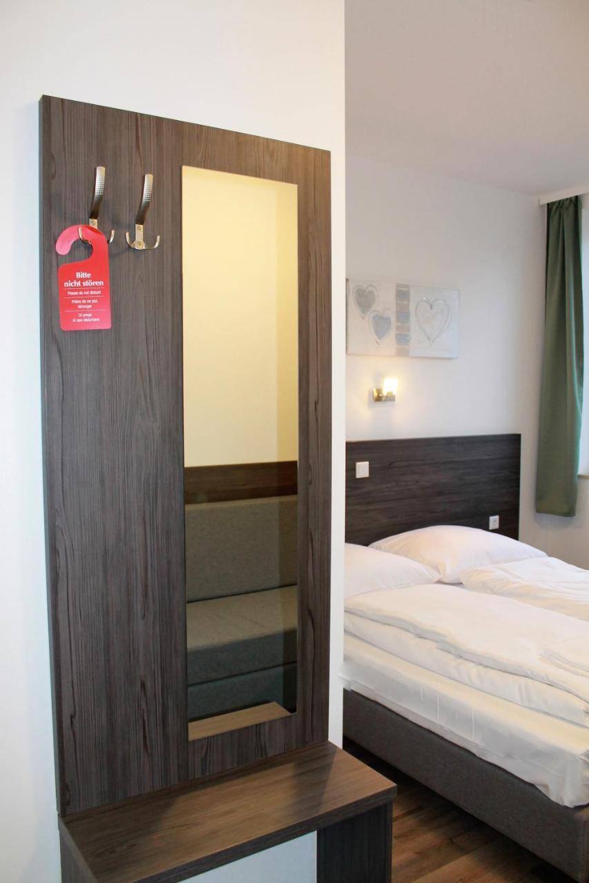 Pionier Hotel Hamburg Wandsbek Εξωτερικό φωτογραφία